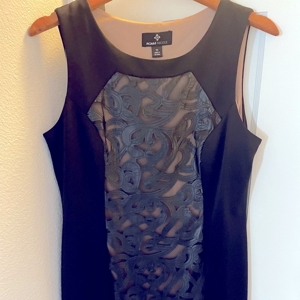 Sz 12 Black dress detailed floral front w/ lining